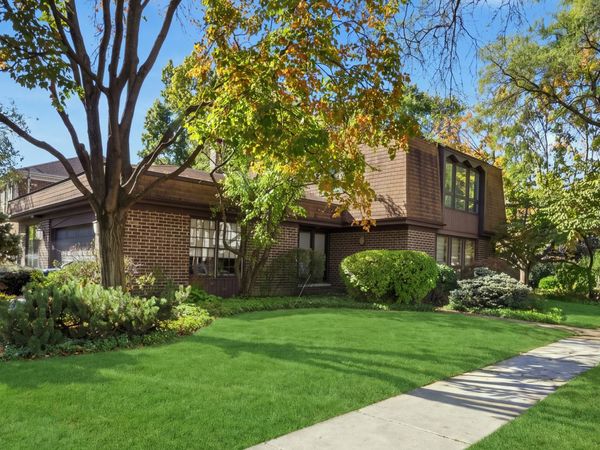 1341 Gordon Terrace , Deerfield, IL 60015