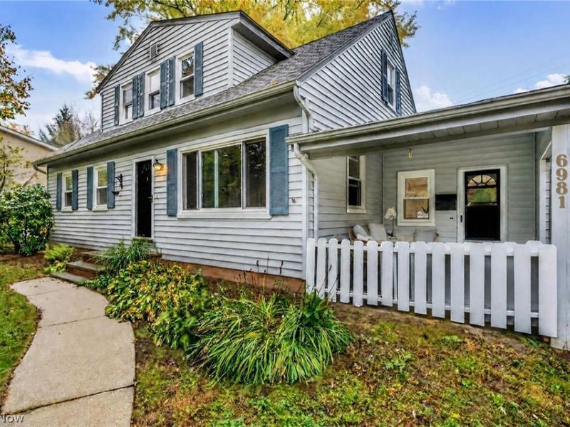 6981 Elmwood Drive, Solon, OH 44139 Photo 6