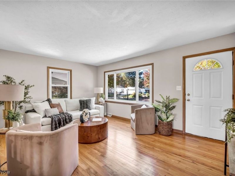 6981 Elmwood Drive, Solon, OH 44139 Photo 8
