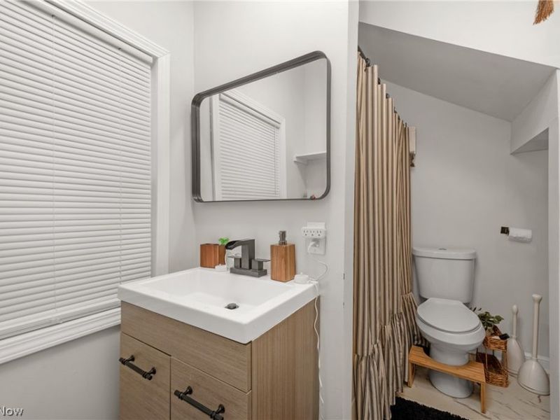 5001 Tillman Avenue, Cleveland, OH 44102 Photo 20