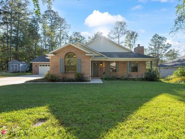 103 Fairway Drive, Crestview, FL 32536