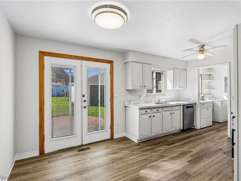234 Paxton Road, Eastlake, OH 44095 Photo 6