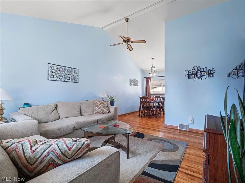 6402 Sandhurst Drive, Brook Park, OH 44142 Photo 13