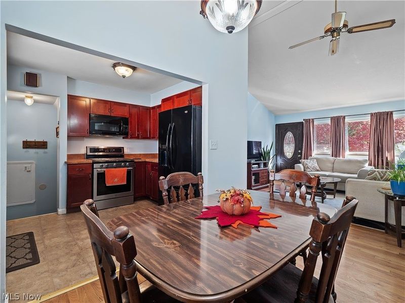 6402 Sandhurst Drive, Brook Park, OH 44142 Photo 19