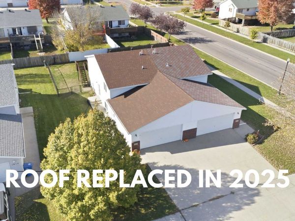 1907 50th Street S, Fargo, ND 58103