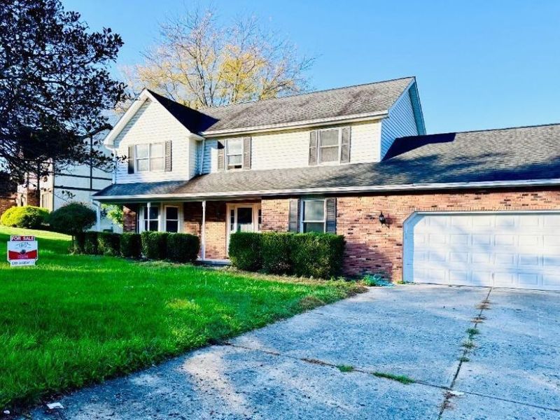 481 Cambridge Lane , Lancaster, OH 43130 Photo 2