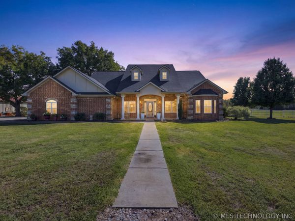 14106 Bald Hill Road , Okmulgee, OK 74447