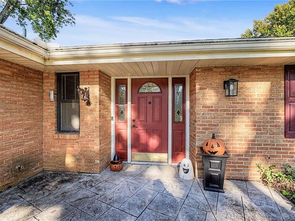5613 Red Coach Road, Centerville, OH 45429