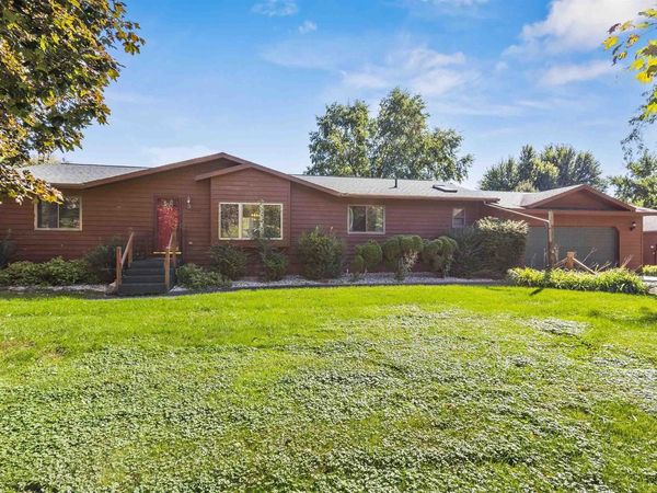 N3140 FIANN STREET, Markesan, WI 53946