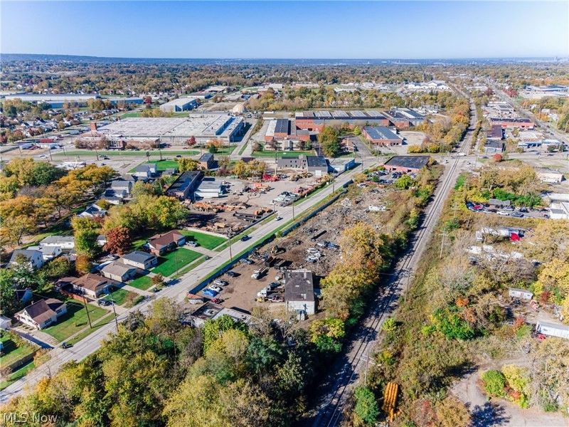 16801 S Miles Road, Cleveland, OH 44128 Photo 7