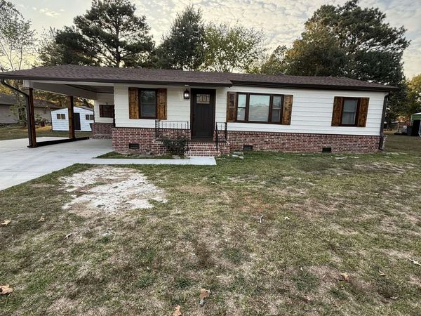608 S Rockingchair Road, Paragould, AR 72450