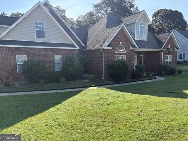 114 Erin Way, Warner Robins, GA 31088