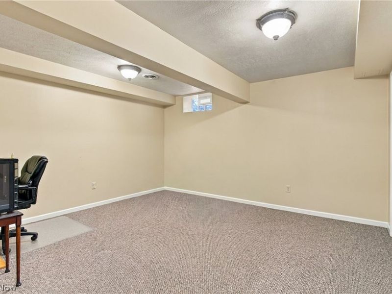 11627 Fox Grove, Strongsville, OH 44149 Photo 32