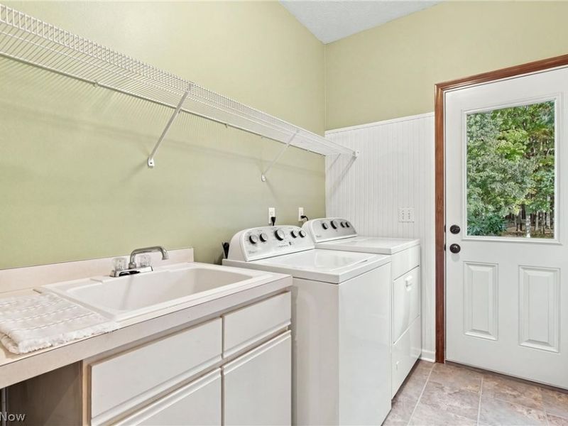11627 Fox Grove, Strongsville, OH 44149 Photo 33