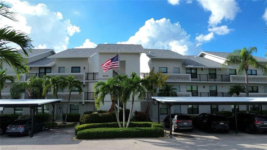 4230 SE 20th Pl , Unit # 303, Cape Coral, FL 33904 Photo