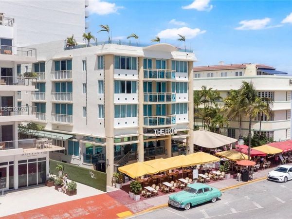 524 Ocean Dr , Miami Beach, FL 33139