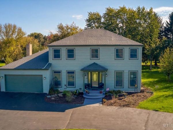 6N286 Creekside Drive , St. Charles, IL 60175