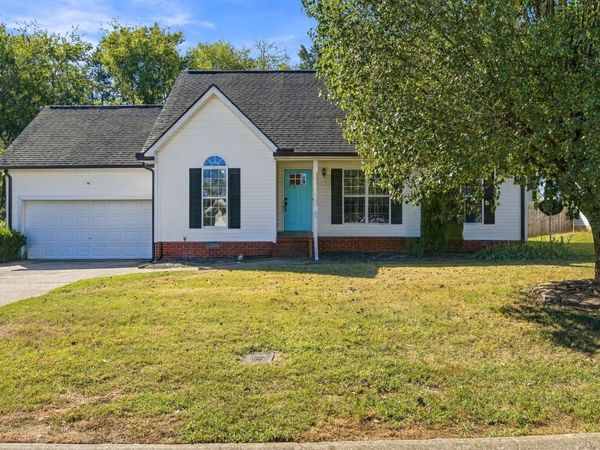 2414 Lismore Dr , Murfreesboro, TN 37127