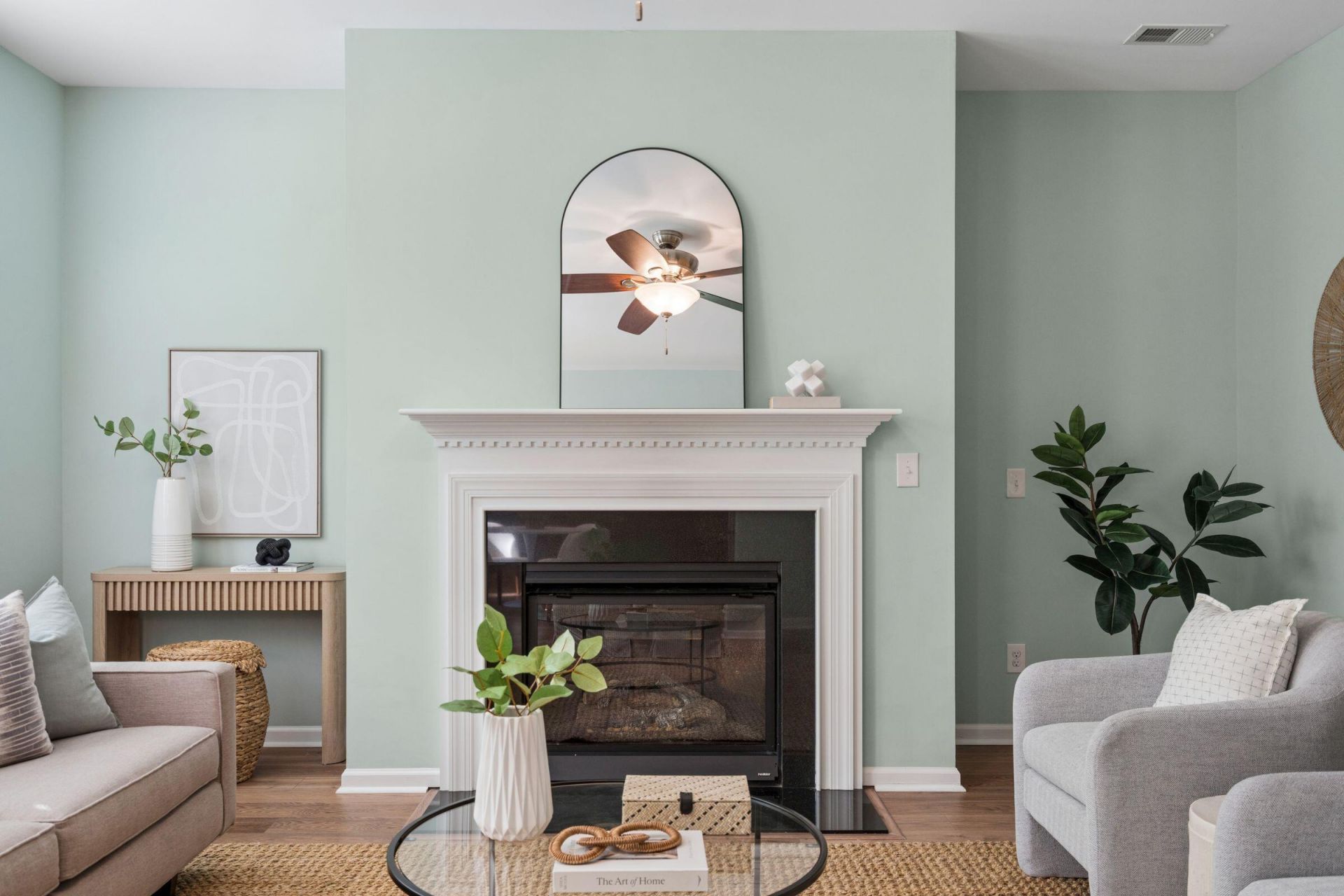 1309 Merchant Court Photo 6