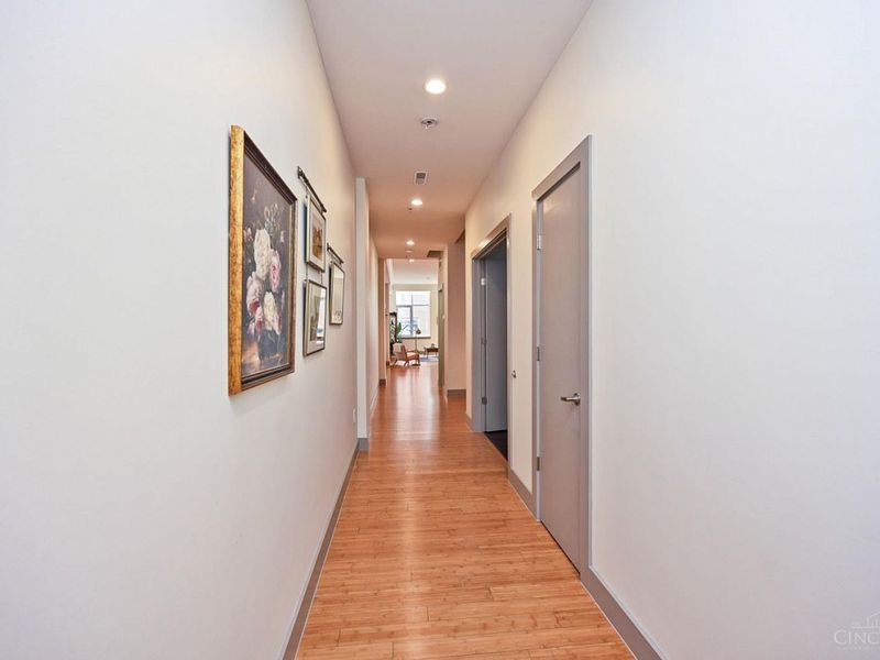 15 W Fourth Street, Unit 407, Cincinnati, OH 45202 Photo 16