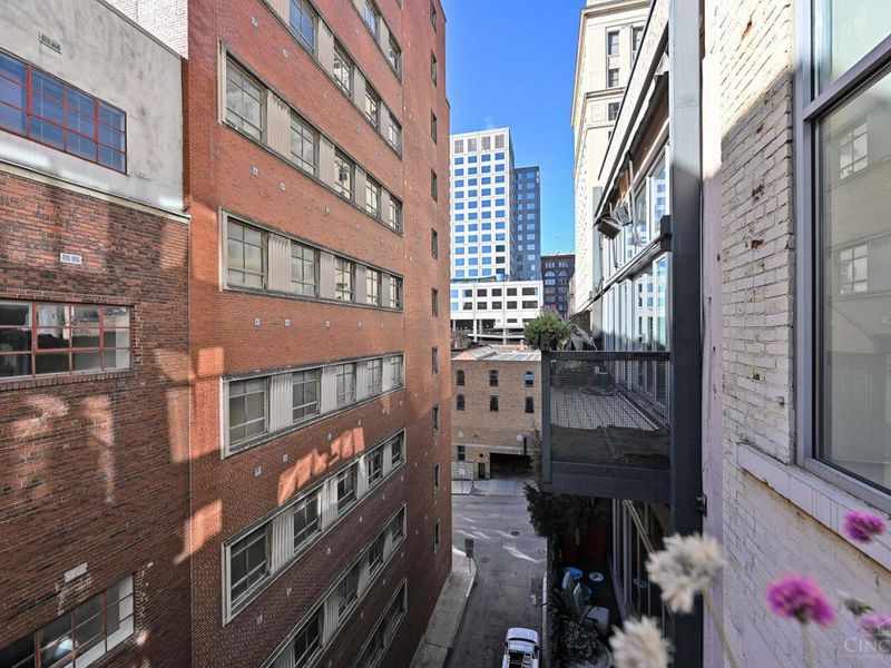 15 W Fourth Street, Unit 407, Cincinnati, OH 45202 Photo 39