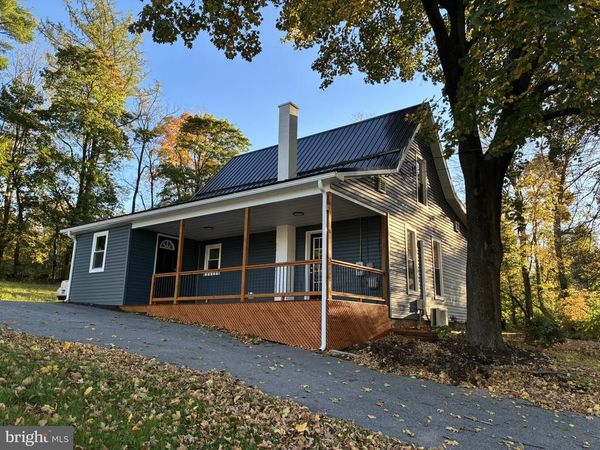 320 LONG RUN ROAD , MILL HALL, PA 17751