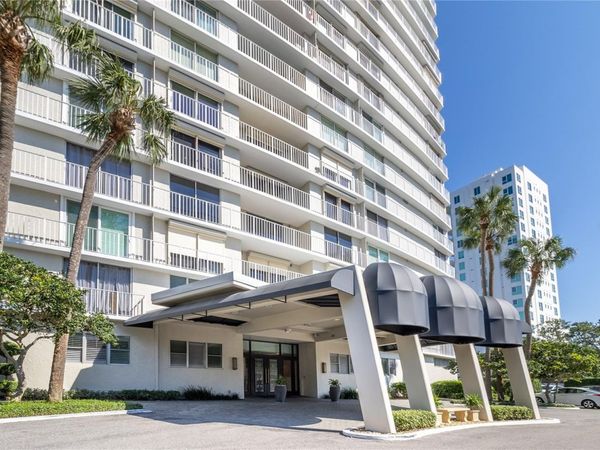 2611 BAYSHORE BOULEVARD , Unit 205, TAMPA, FL 33629