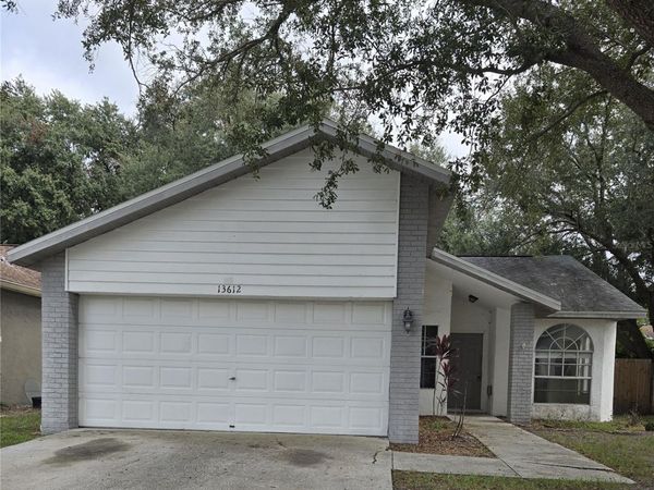 13612 LARAWAY DRIVE , RIVERVIEW, FL 33579