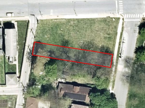 8708 S Dauphin Avenue , Chicago, IL 60619