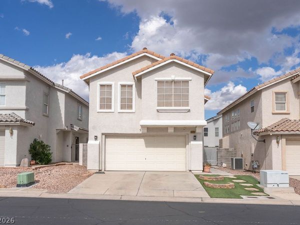8430 Clear Avenue , Las Vegas, NV 89147