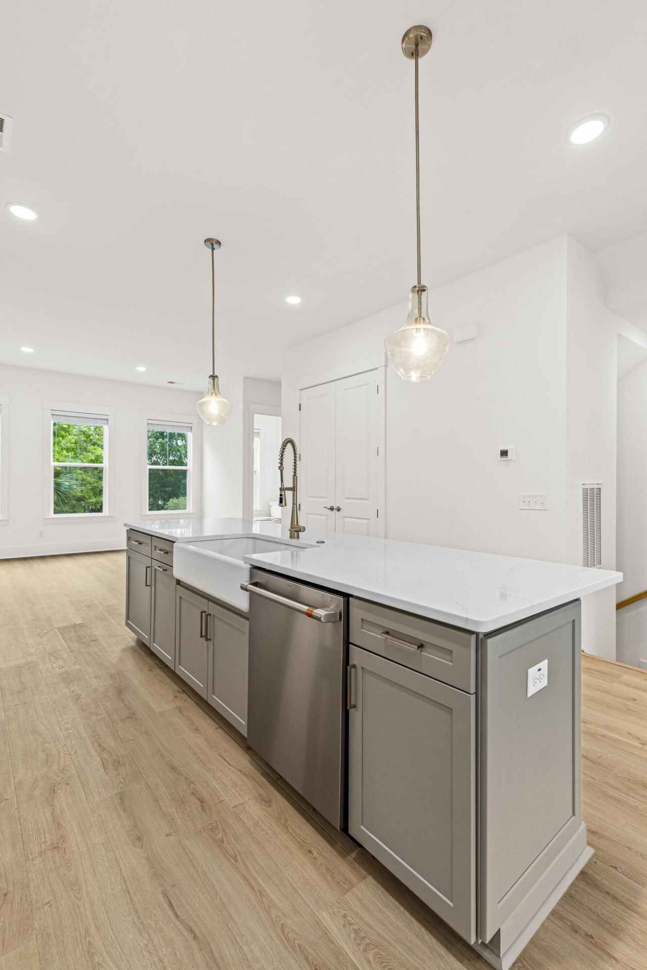 124 Fairbanks Drive Photo 15