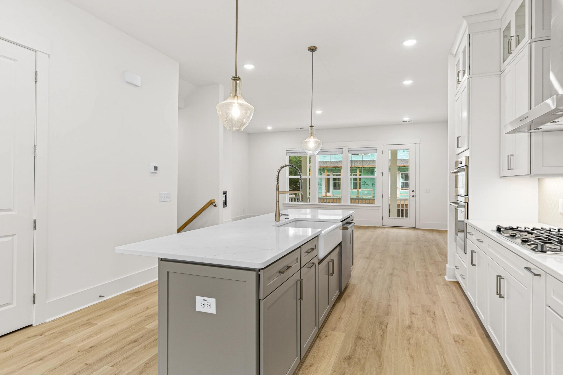 124 Fairbanks Drive Photo 16