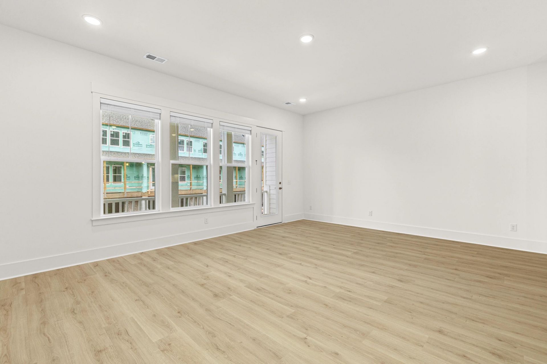 124 Fairbanks Drive Photo 20