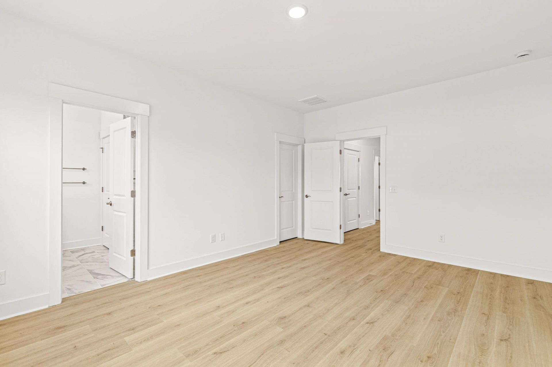 124 Fairbanks Drive Photo 28