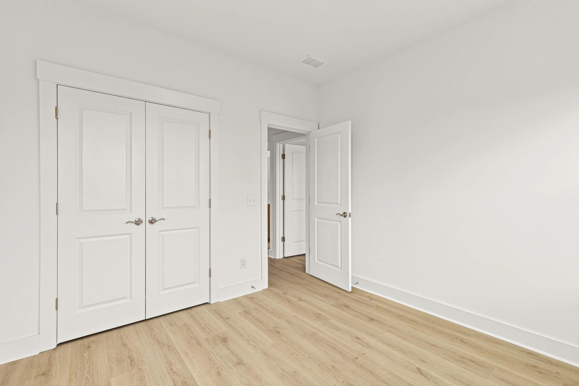 124 Fairbanks Drive Photo 38
