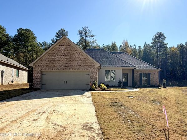 221 Anderson Oaks Drive, Pearl, MS 39208