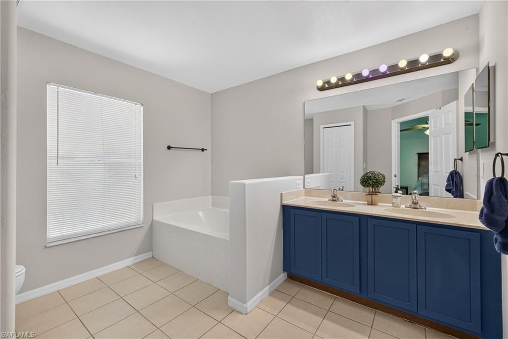 2502 Nature Pointe Loop, Fort Myers, FL 33905 Photo