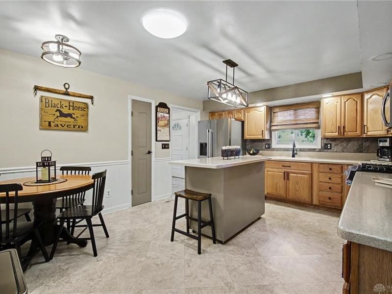 200 Blue Gate Circle, Dayton, OH 45429 Photo 14