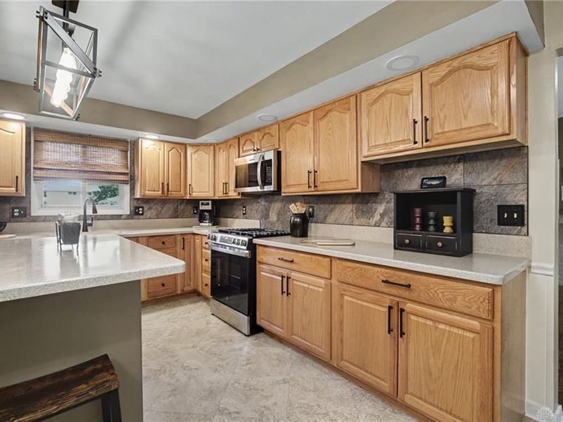 200 Blue Gate Circle, Dayton, OH 45429 Photo 16