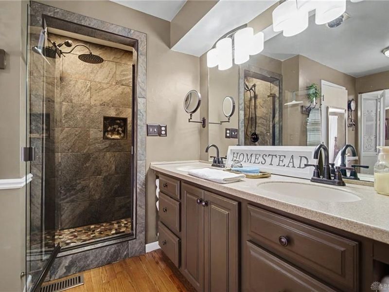 200 Blue Gate Circle, Dayton, OH 45429 Photo 33
