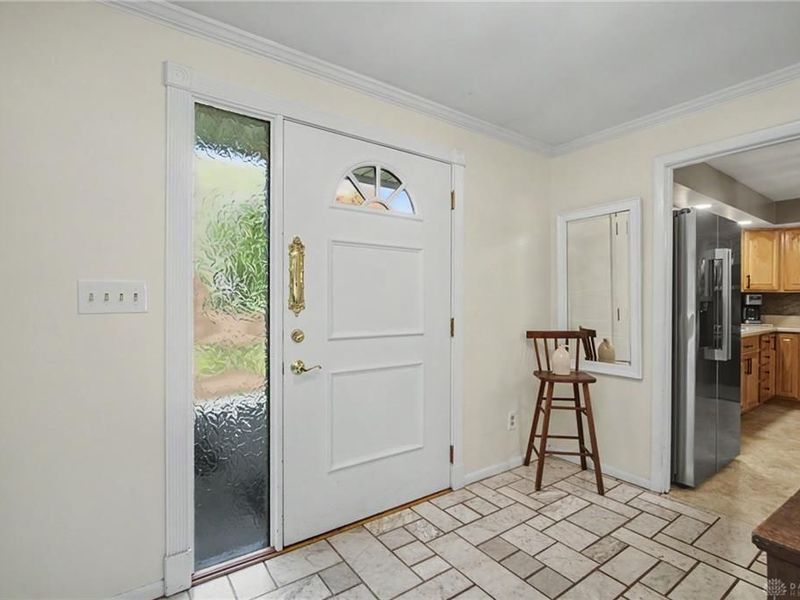 200 Blue Gate Circle, Dayton, OH 45429 Photo 8