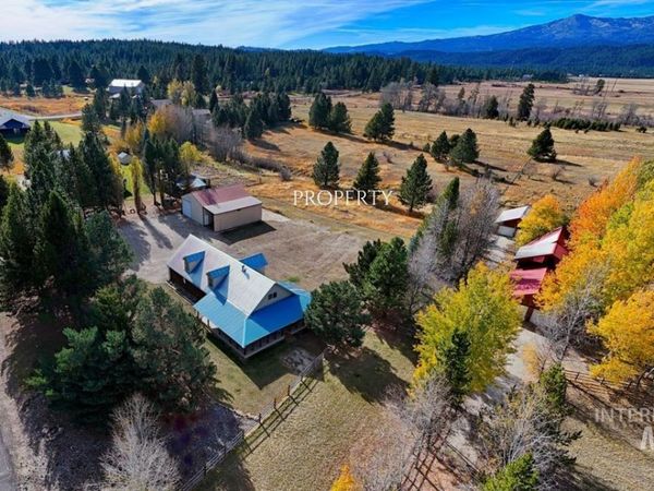 21 Willow Way, Cascade, ID 83611