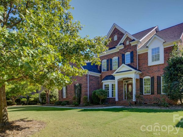 13700 Glen Abbey Drive, Charlotte, NC 28278