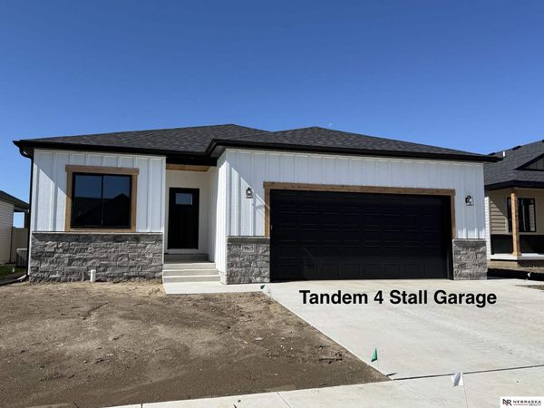 9615 S 87th Street, Lincoln, NE 68526