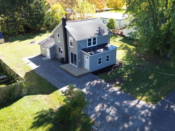 143 S Hobart, Athens, MI 49011