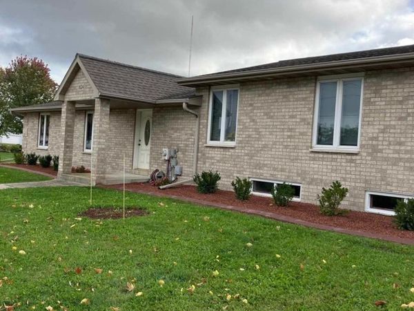 1624 E MASON STREET, Green Bay, WI 54302
