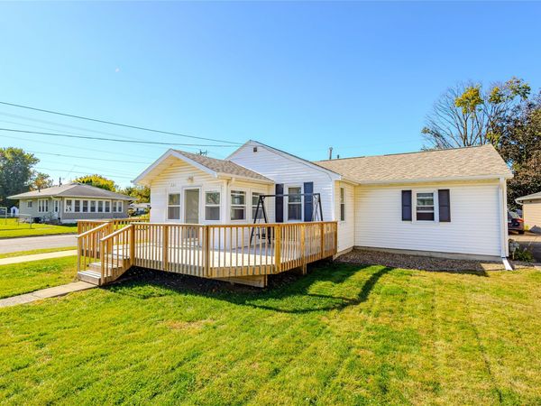 721 W 5th Street S, Newton, IA 50208
