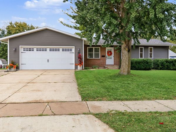1819 24th Street, Ames, IA 50010