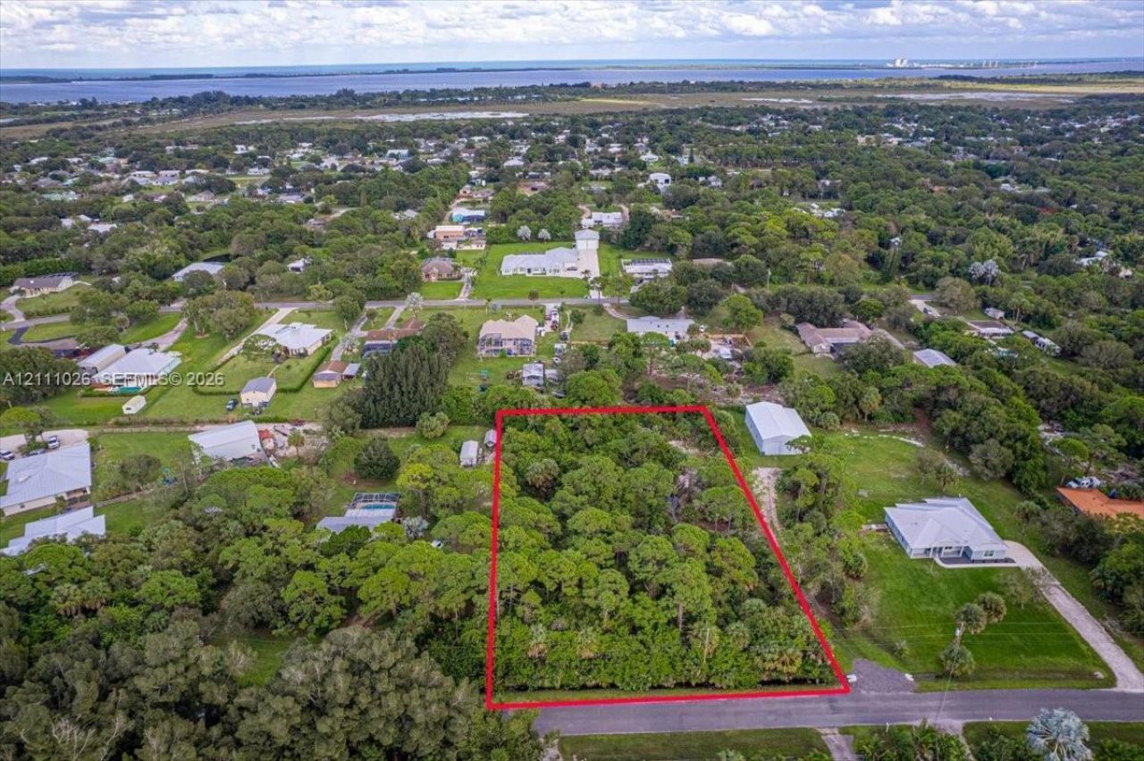 4906 Pinetree Dr, Fort Pierce, FL 34982 Photo