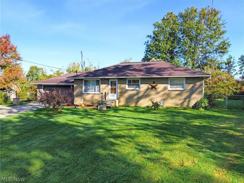 52 Bettie Lane, Brunswick, OH 44212 Photo 2